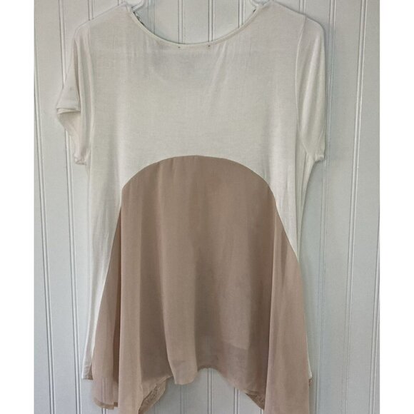 bke Boutique Women’s Cream Blush Tan Embroidered Chiffon Shark Hem Top Blouse-S - Picture 2 of 8